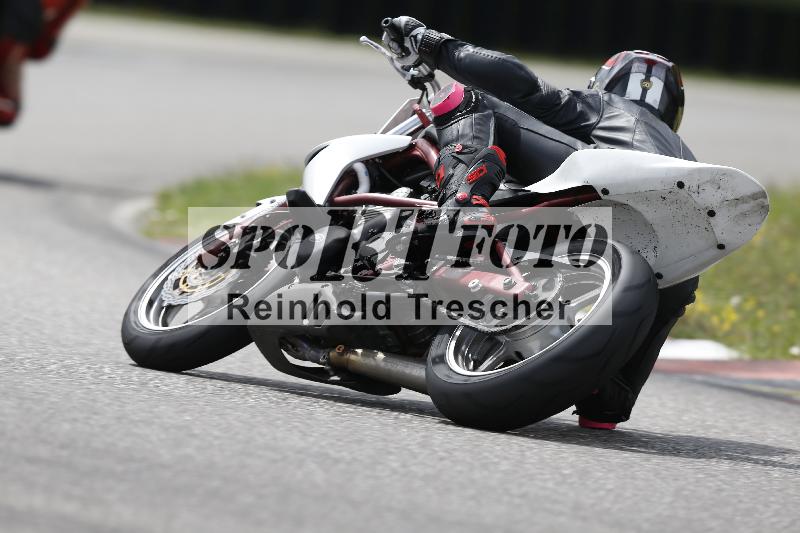 /37 28.07.2025 Dunlop Ride und Test Day ADR/Trackday Erfahren gelb Trackday schnell  rot/61